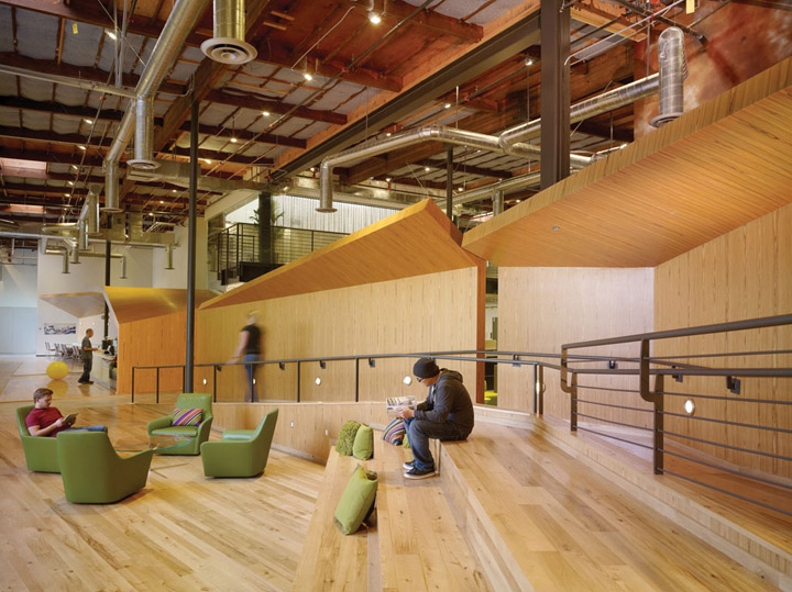 Google’s office in Venice, California designed by HLW