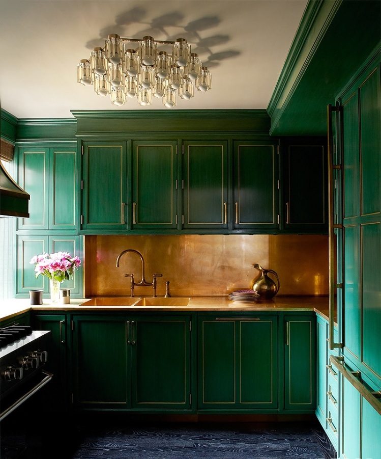 Autumn trends: Decorating with Emerald and Blue Topaz