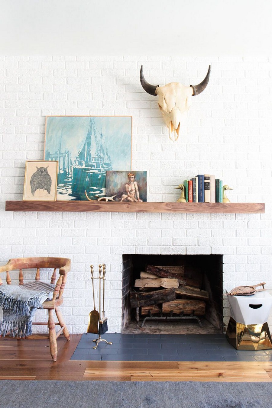 7 Interior Design Ideas To Highlight The Fireplace In Your Living Room